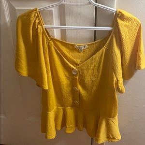 Yellow Women top ! New! Xl